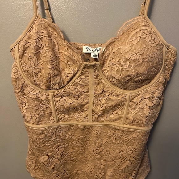 Vine & Valley bodysuit - nude/tan full lace corset style adjustable straps - Picture 1 of 9